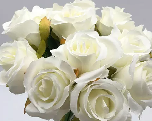 What Makes Artificial Roses a Perfect Choice for Home and Event Decoration?