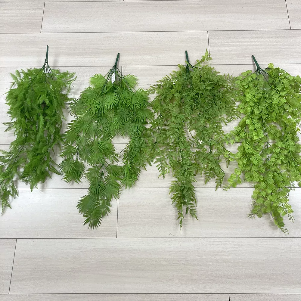 Lightweight Artificial Fern Wall Hanging for Easy Mount