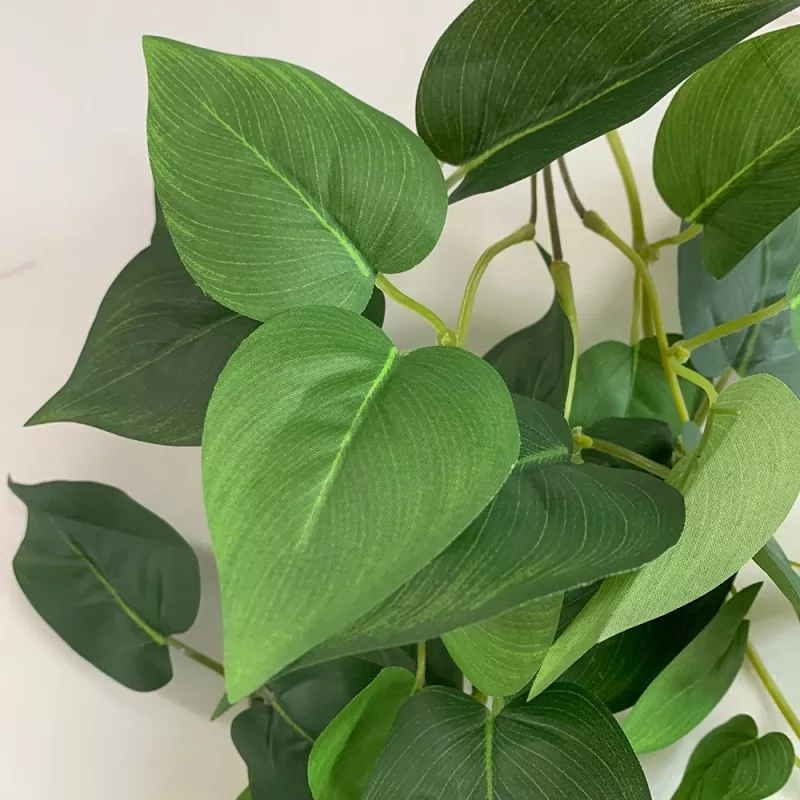 Wall Hanging Artificial Plants with silk leaves 116cm