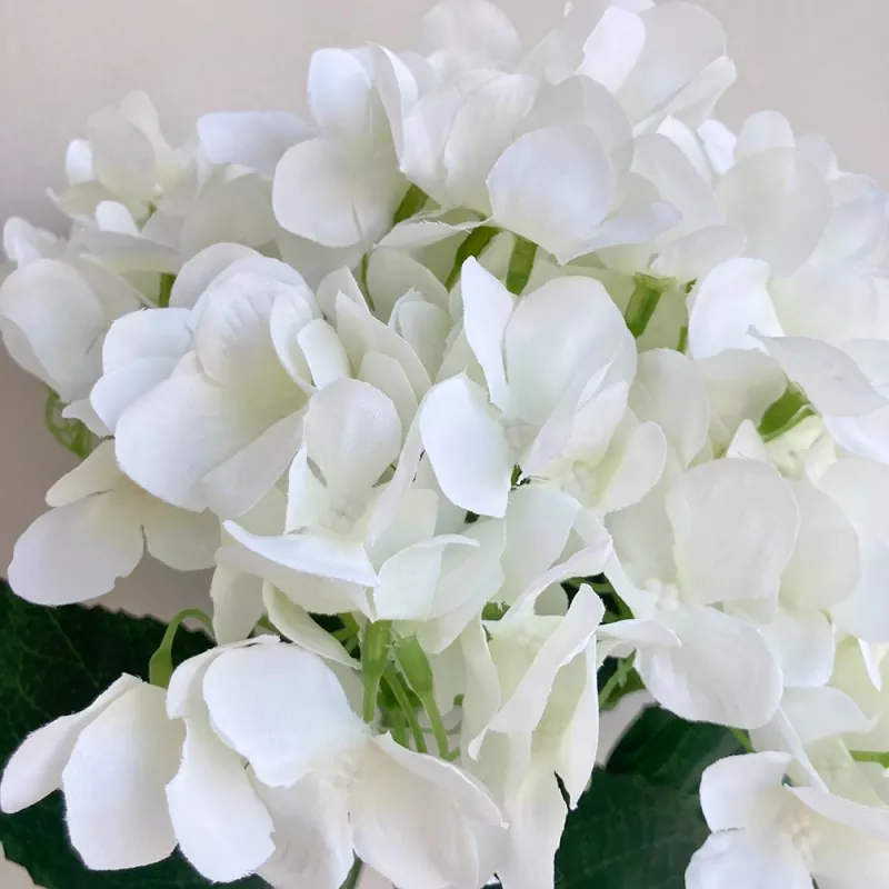 Silk hydrangea bouquet 5 heads faux flowers for home decor