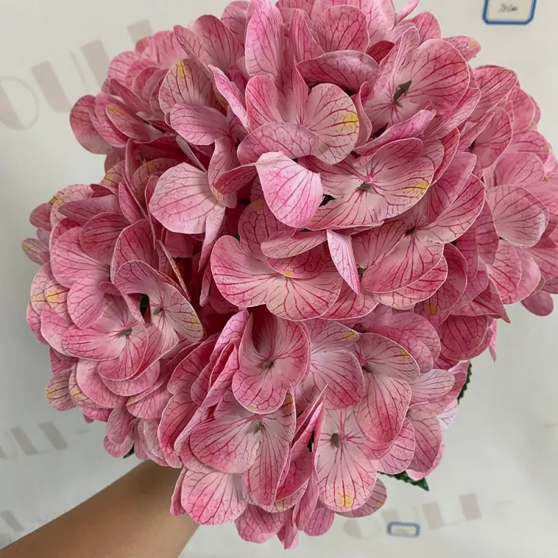 Waterproof faux hydrangea flowers suitable for outdoor decoration projects